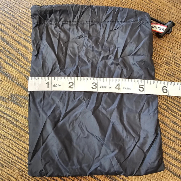 Hunter 5.5"×7" Drawstring Pouch - Picture 4 of 4